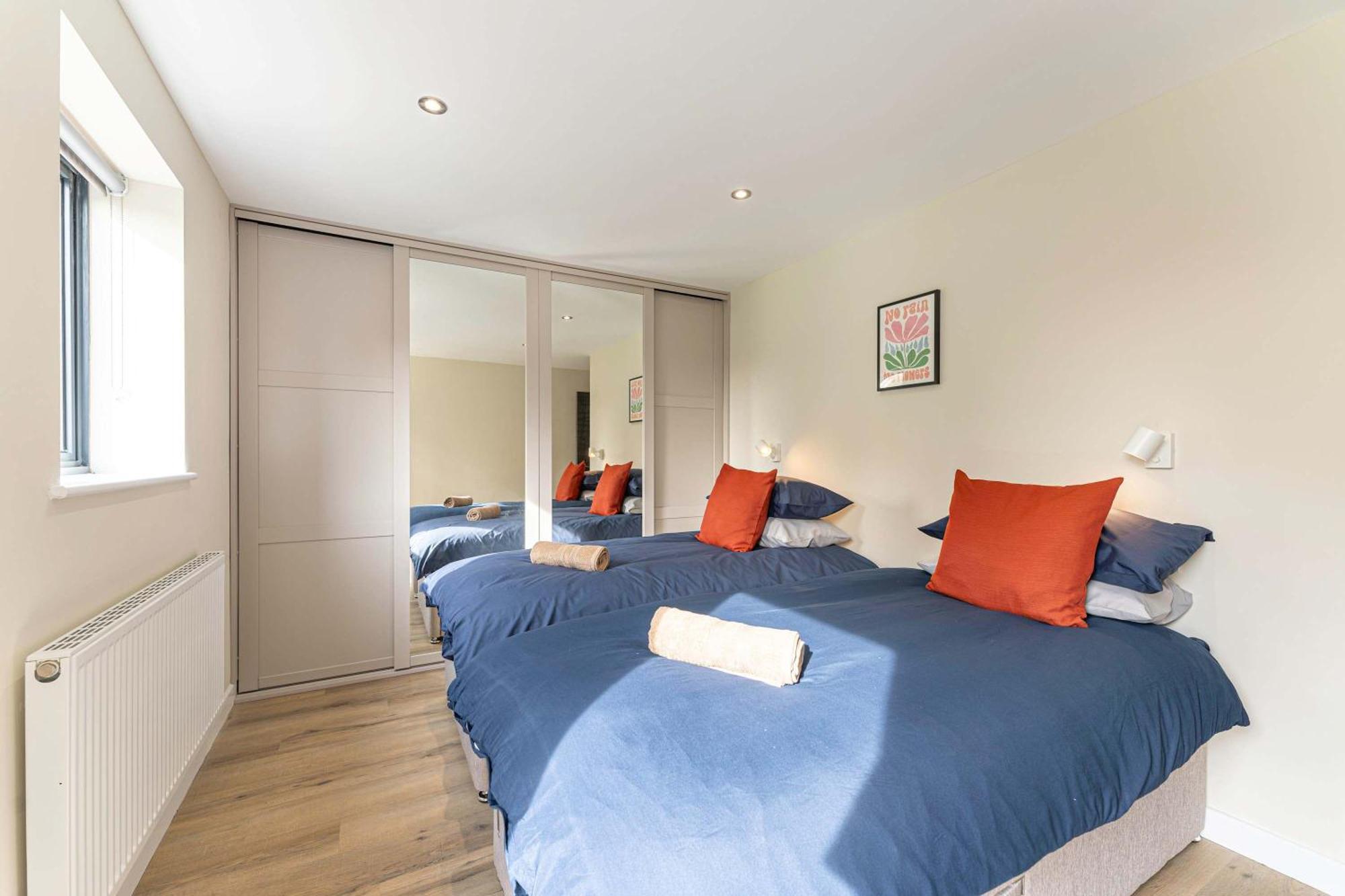 Stylish 2 Bedroom Apartments In Derby Exterior foto